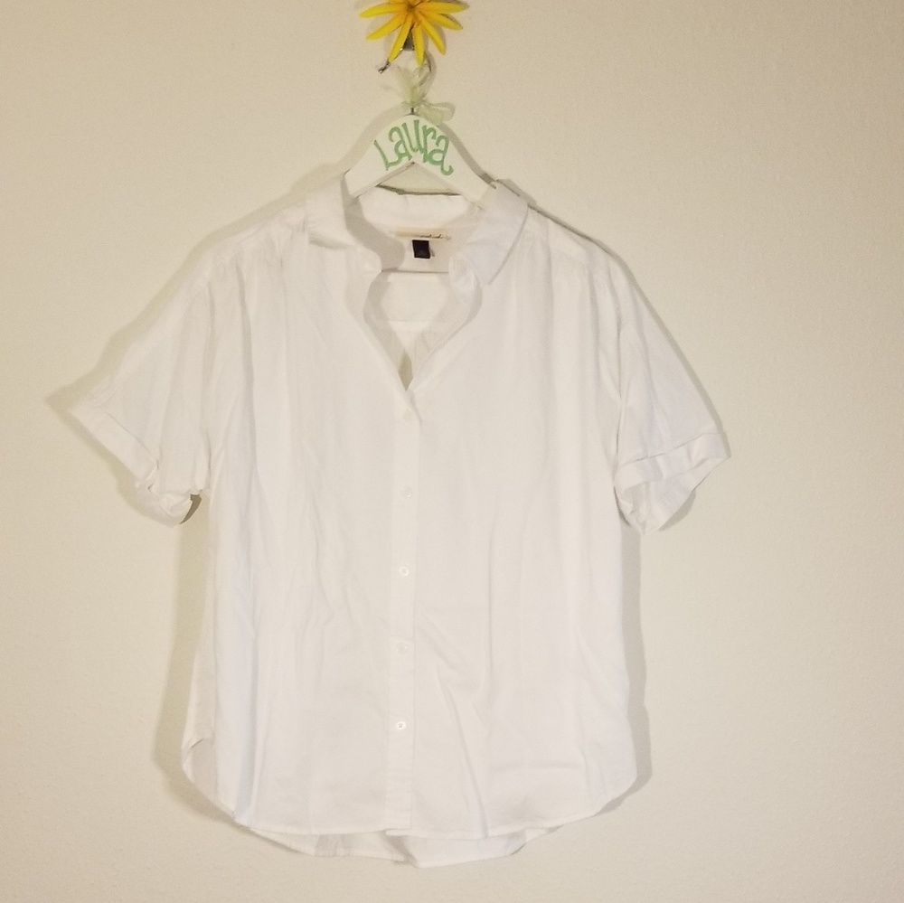 *Sold* Universal Thread | Oversized Button Up Top